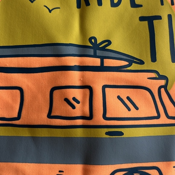 Ride the tide rash guard and swim trunks - Picture 7 of 10